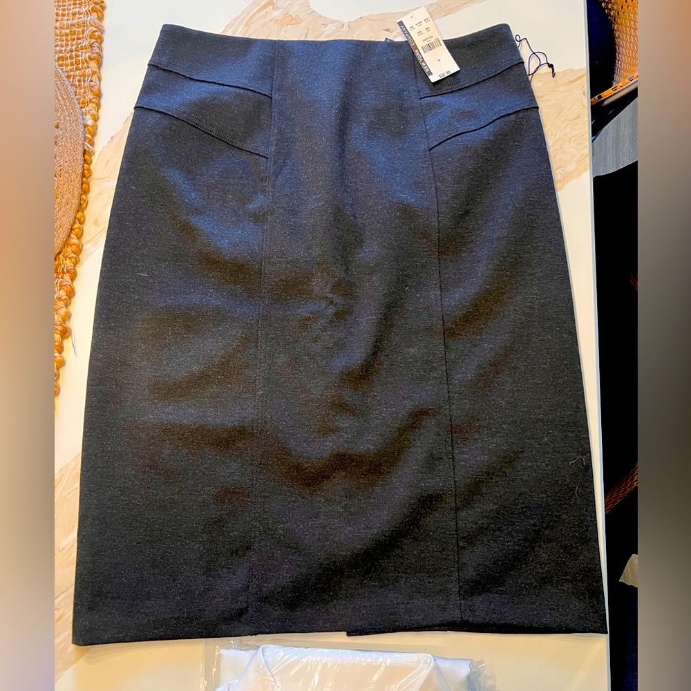 New York @ Co Dark Grey/Black Stretch Skirt Size 6 New